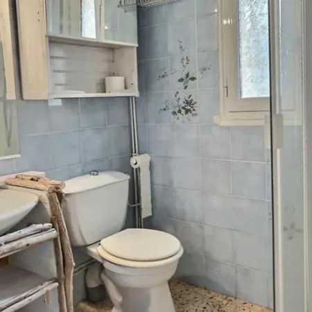 Maison Avec Garage Au Centre Du Village Villa Serignan