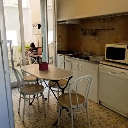 Villa Maison Avec Garage Au Centre Du Village