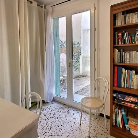 Villa Maison Avec Garage Au Centre Du Village